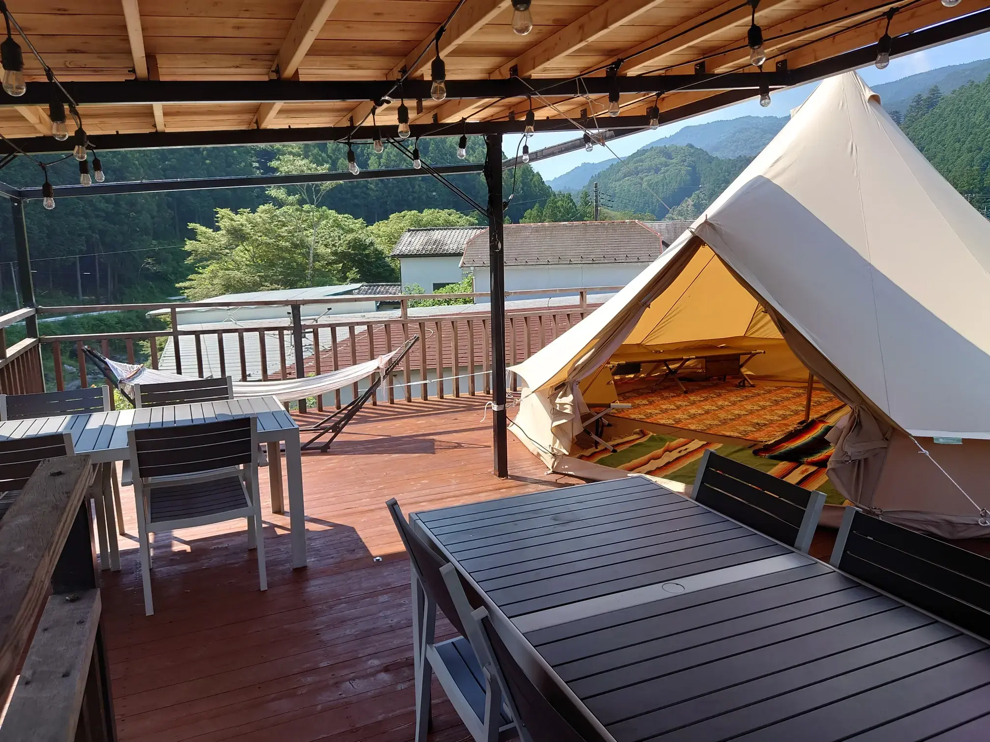 BBQ & Camping Kitchen「BlueTarp」の2枚目画像