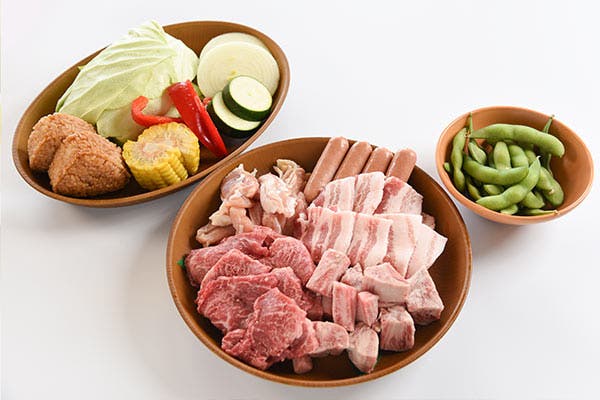 【BBQガーデン】国産お肉の盛り合わせプラン