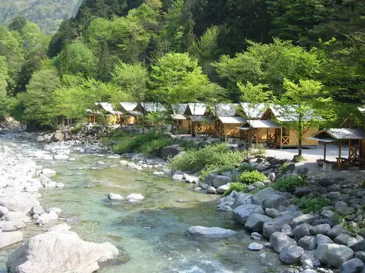 森林キャンプ場の2枚目画像