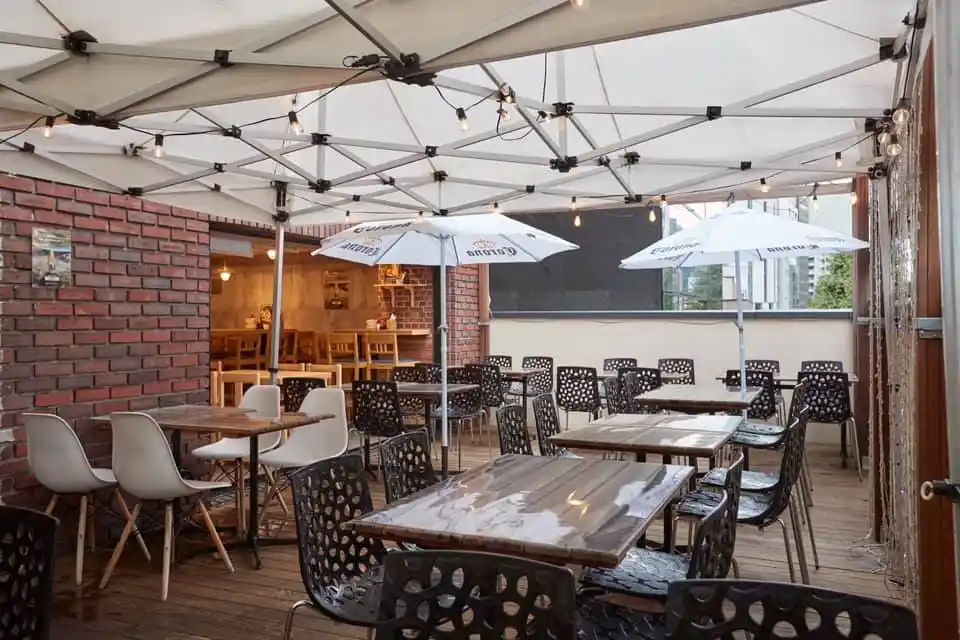 ジョニーの原価酒場 ＆ テラスBBQ 田町・三田店の3枚目画像