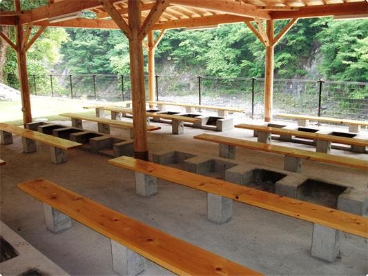 日帰り専用BBQハウス(1区画5名まで)