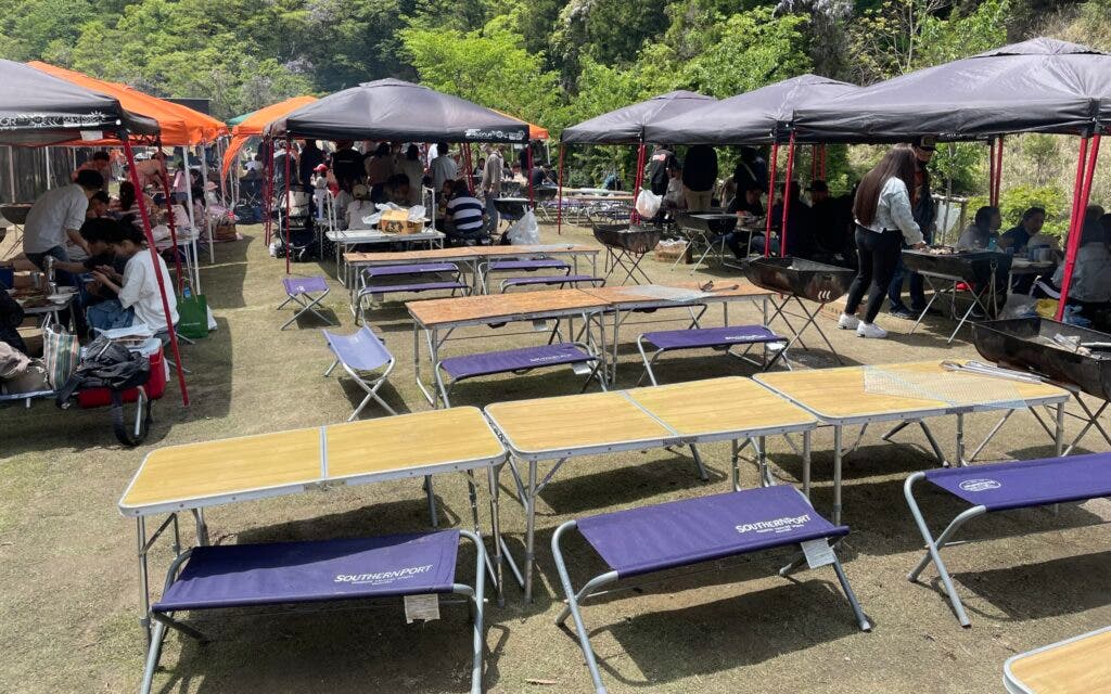 川とBBQキャンプフィールドの2枚目画像