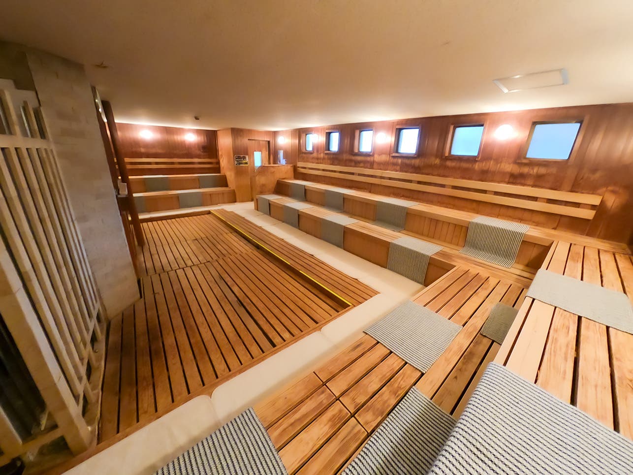 フットサルスクエア京都南(伏見 力の湯)のサブ写真4