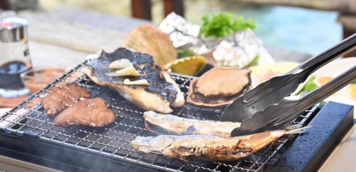 海の見えるデッキで海鮮+お肉BBQプラン