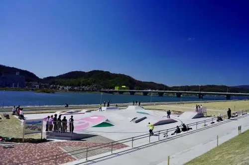 芦田川(あしだがわ)かわまち広場（親水広場）の3枚目画像