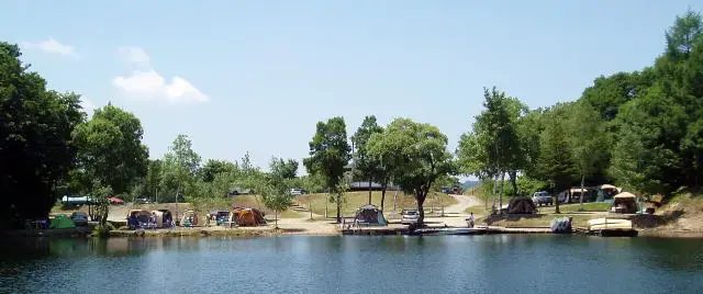 曽原湖オートキャンプ場