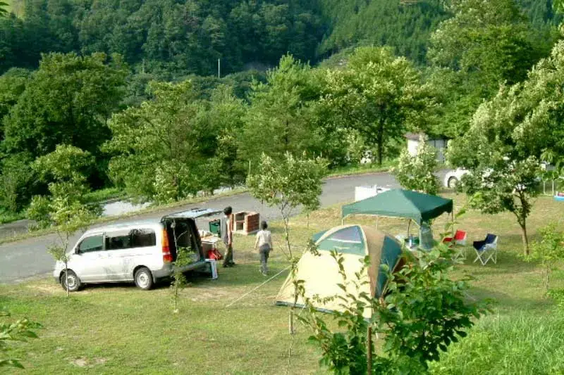 グリーンミュージアム神郷 高瀬湖畔オートキャンプ場の1枚目画像