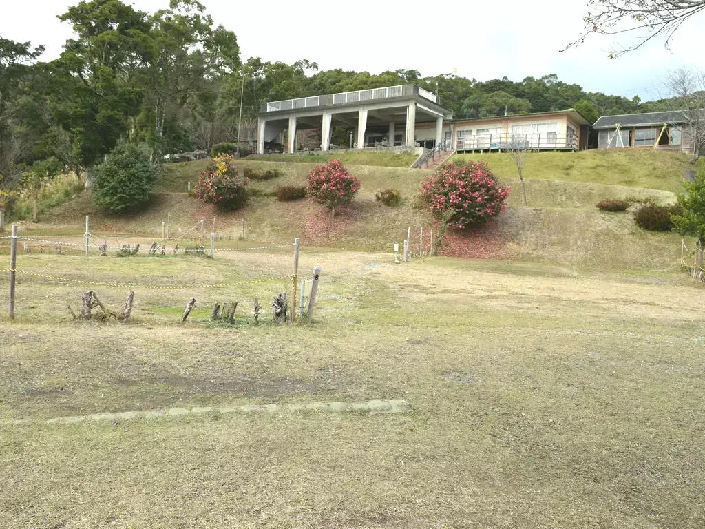 竜洞山みどりの村の2枚目画像