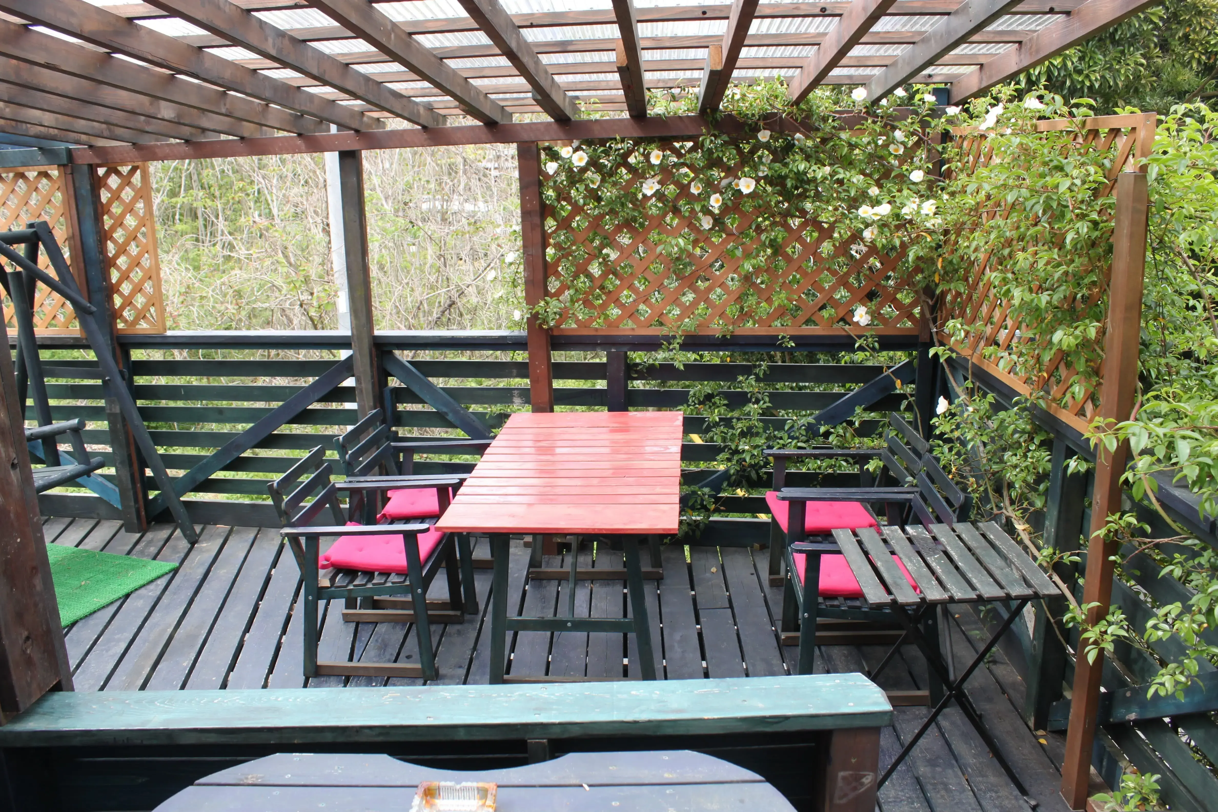 Garden GuestHouse 木の上の子供たちの2枚目画像