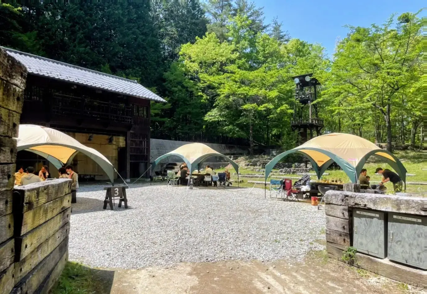 白州・尾白の森名水公園べるが（公園イベント広場）の2枚目画像