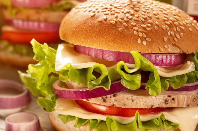 サラダチキンのハンバーガー