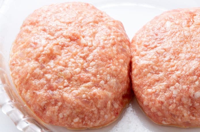 焼く前のハンバーグ