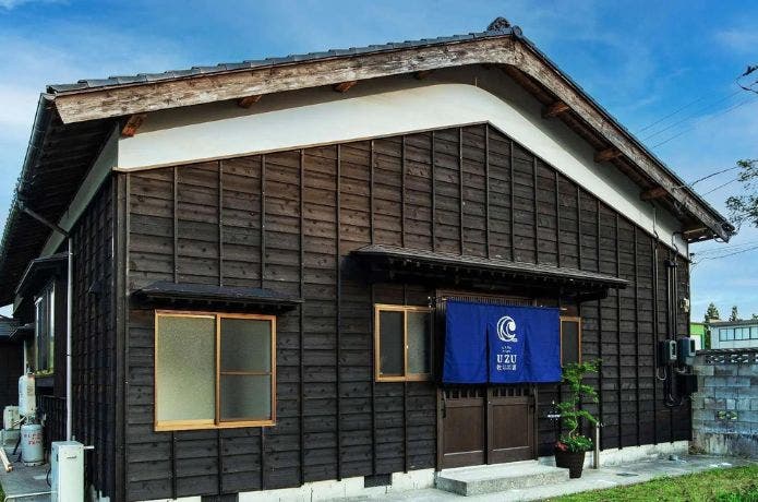 guesthouseUZU佐渡