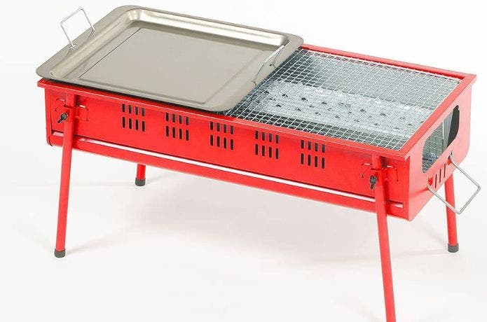 スチール製のバーベキューコンロ